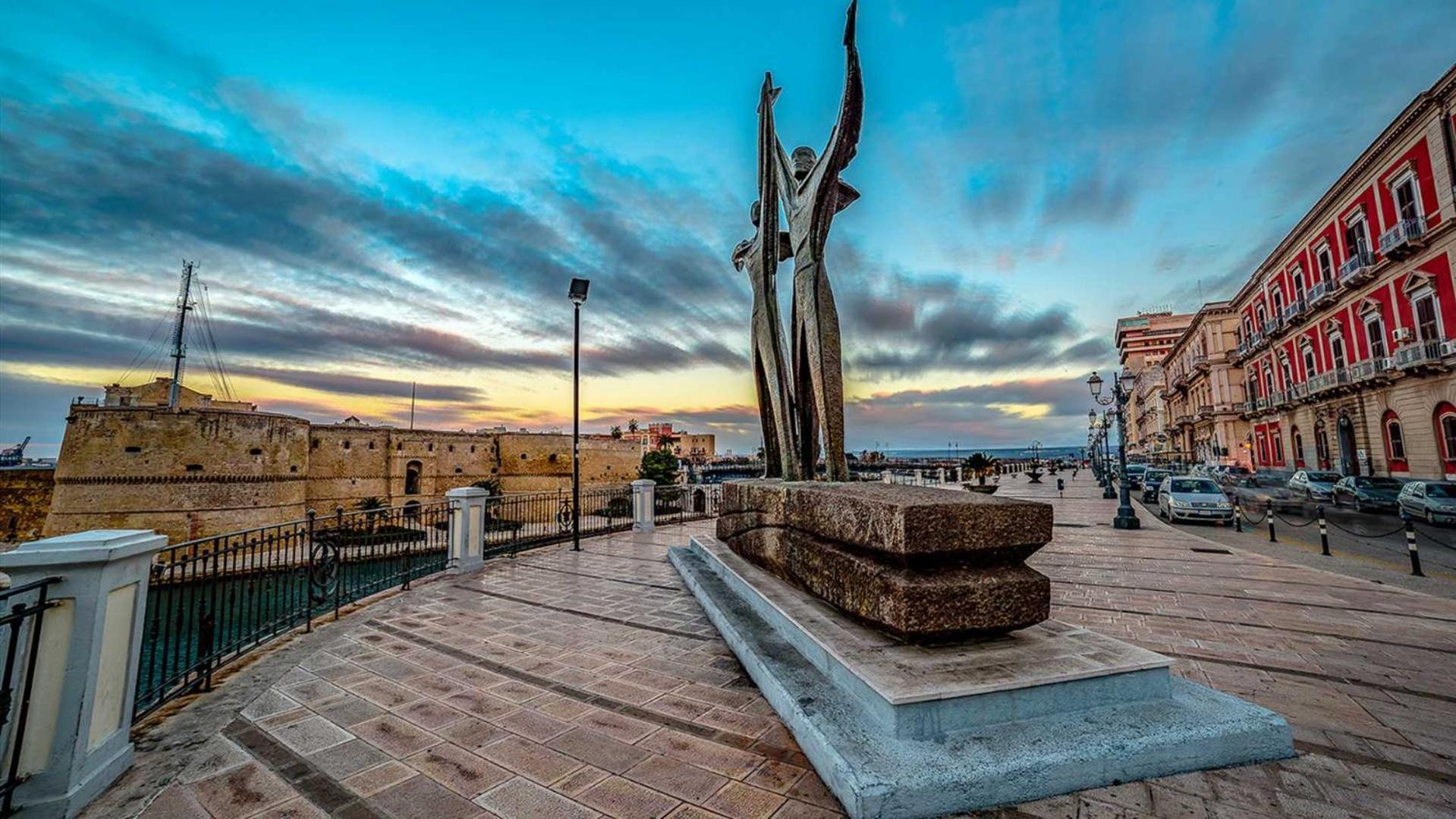 Hotel Dimora Tarantina Taranto Esterno foto