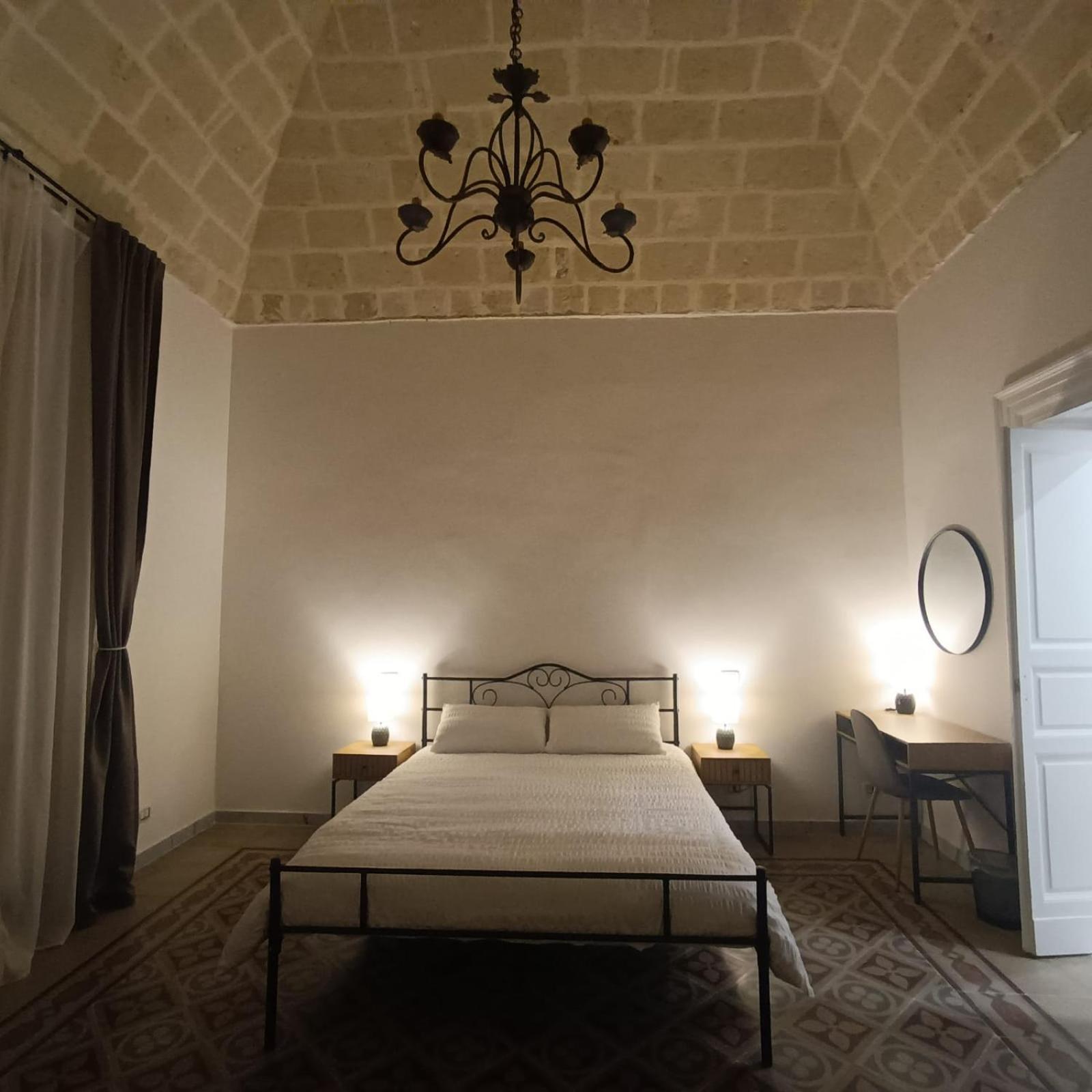 Hotel Dimora Tarantina Taranto Esterno foto