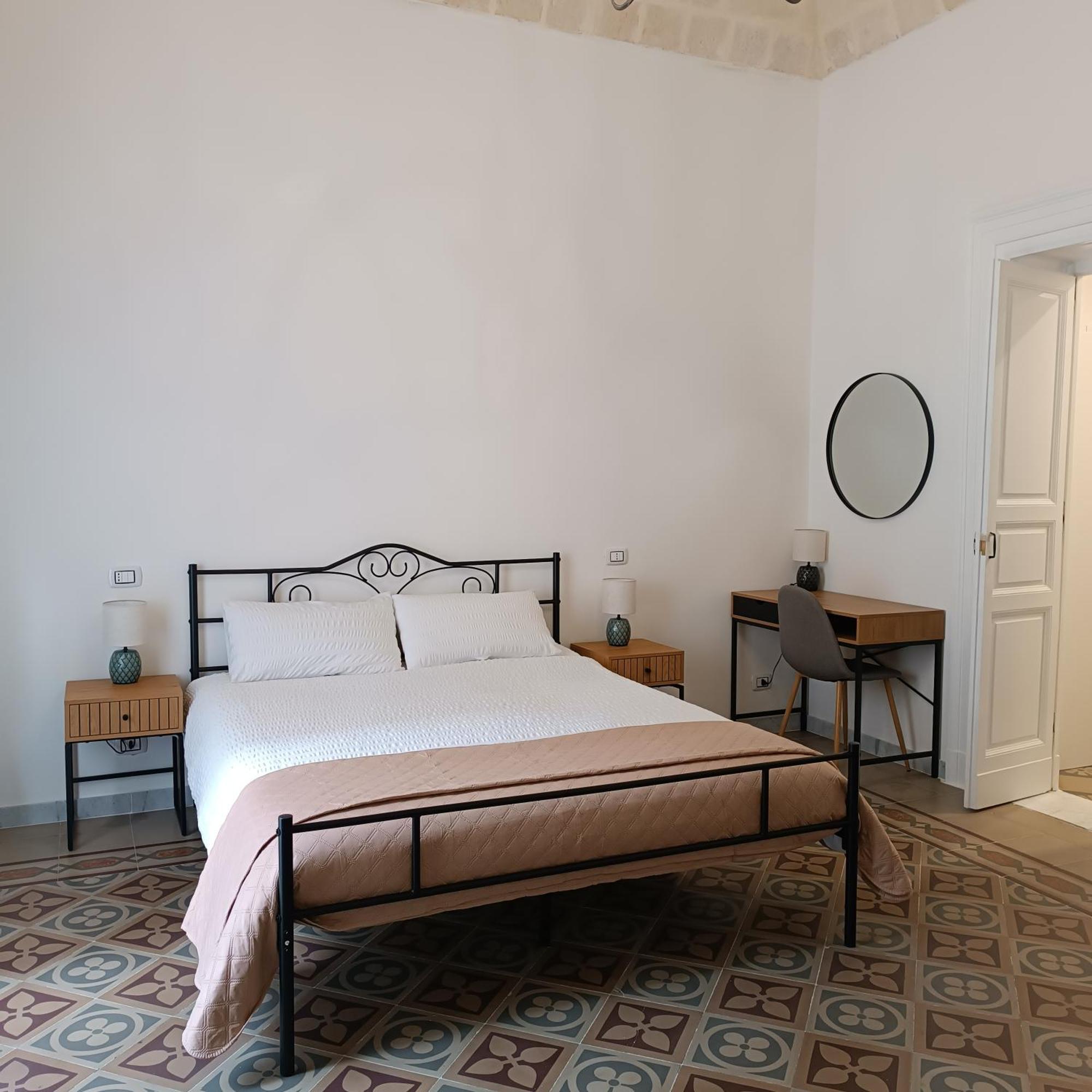 Hotel Dimora Tarantina Taranto Esterno foto